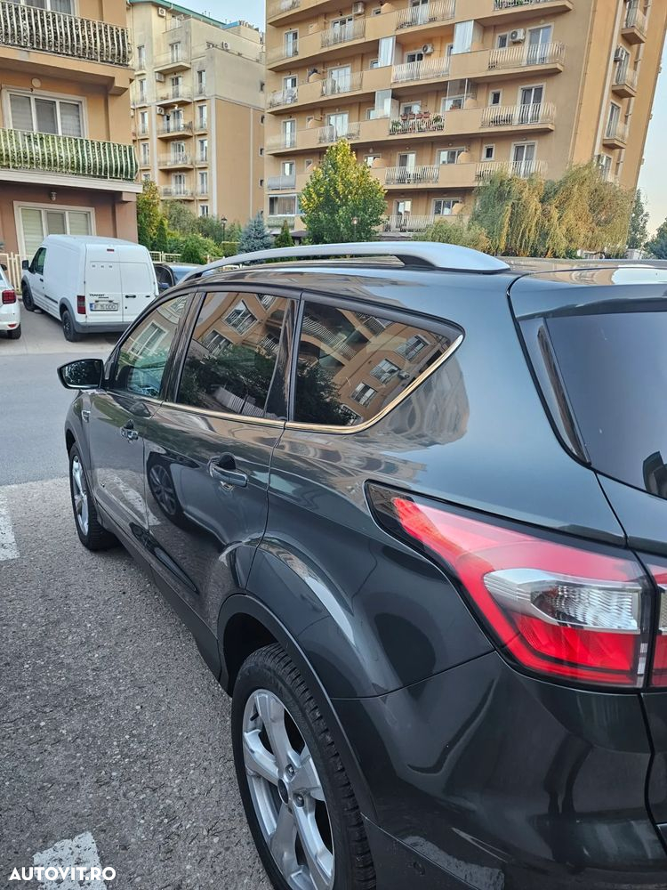 Ford Kuga 2.0 TDCi 4WD Powershift Titanium - 2