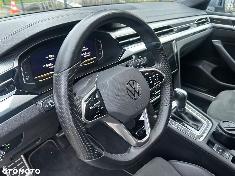 Volkswagen Arteon 2.0 TSI R-Line DSG - 9