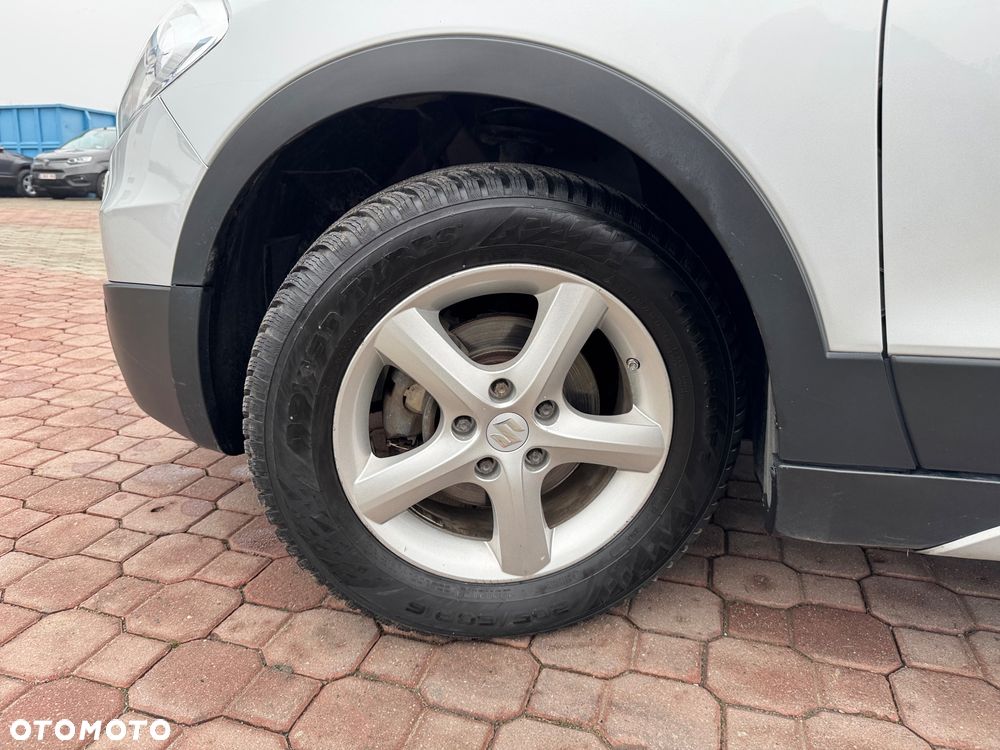 Suzuki SX4 1.6 VVT 4x4 Club - 12