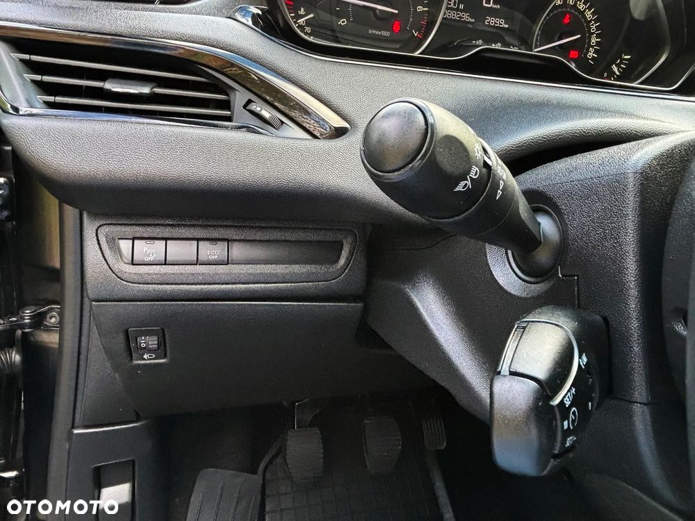 Peugeot 208 PureTech 82 Start & Stop Active - 21