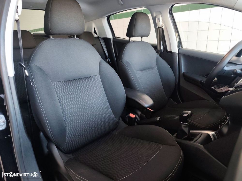 Peugeot 208 1.6 BlueHDi Active - 11