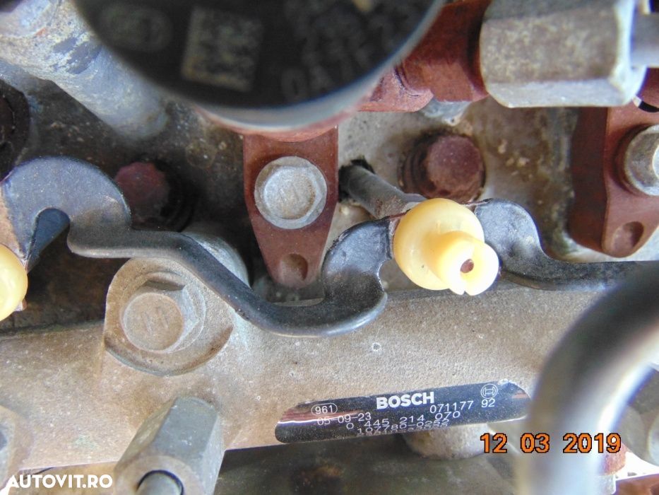 Rampa injectoare Toyota 1.4 Yaris Corolla Verso 1.4 1nd-tv dezmembrez - 2