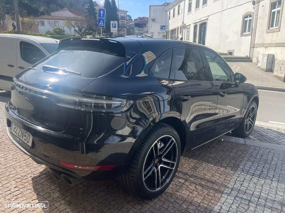 Porsche Macan Turbo - 11