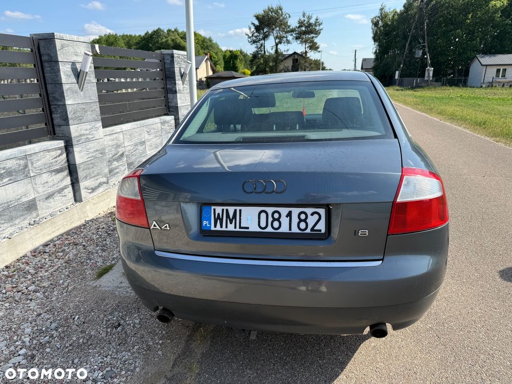 Audi A4 Avant - 4