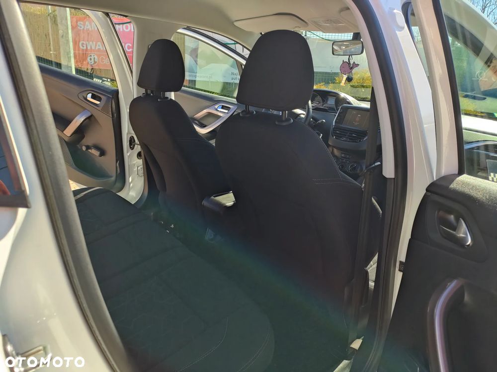 Peugeot 2008 PureTech 82 Active - 17