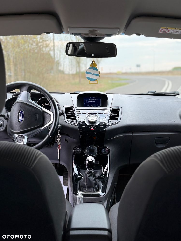 Ford Fiesta 1.5 TDCi Titanium - 11
