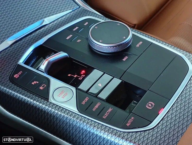 BMW 320 e Pack Desportivo M Auto - 20