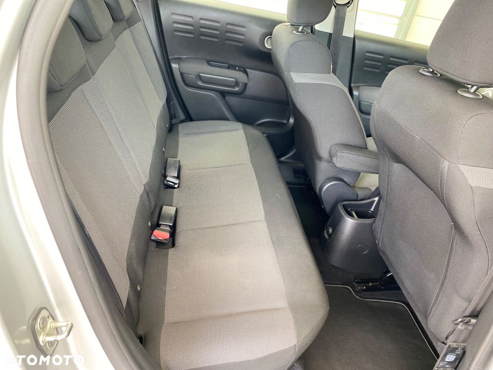 Citroën C3 Aircross 1.6 BlueHDi Feel S&S - 16