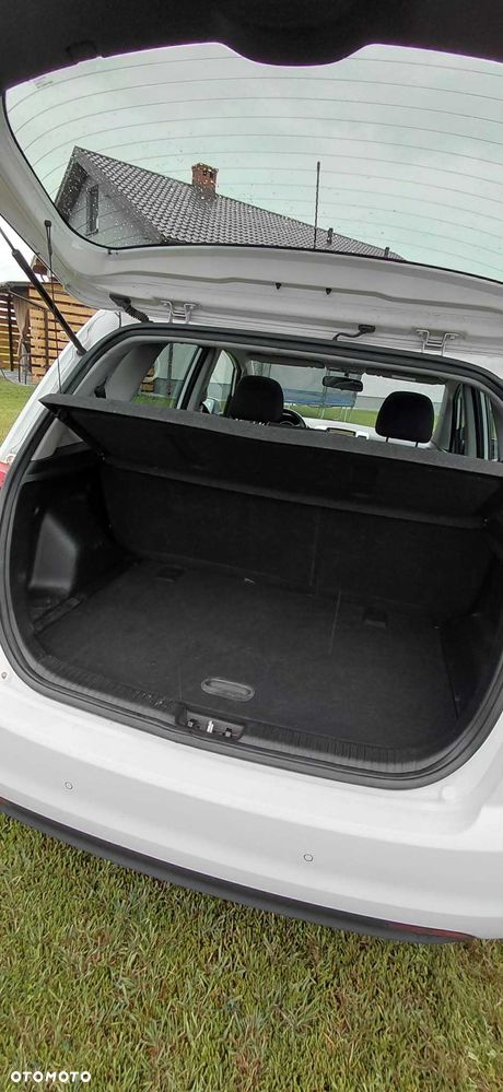 Kia Venga - 8