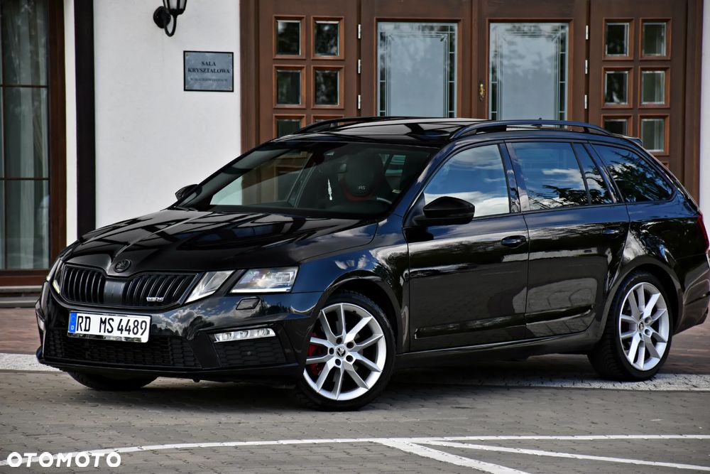 Skoda Octavia 2.0 TDI DSG RS - 10