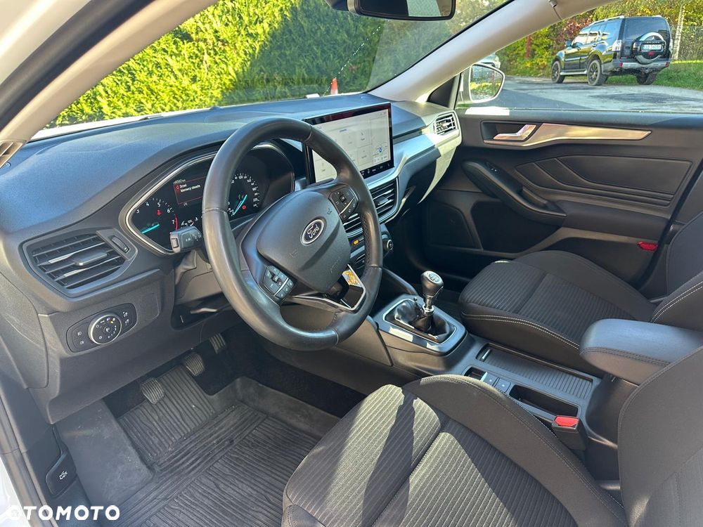 Ford Focus 2022 photo 5