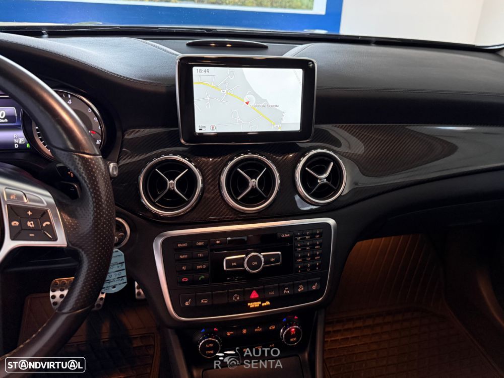 Mercedes-Benz GLA 220 CDi AMG Line 4-Matic - 17