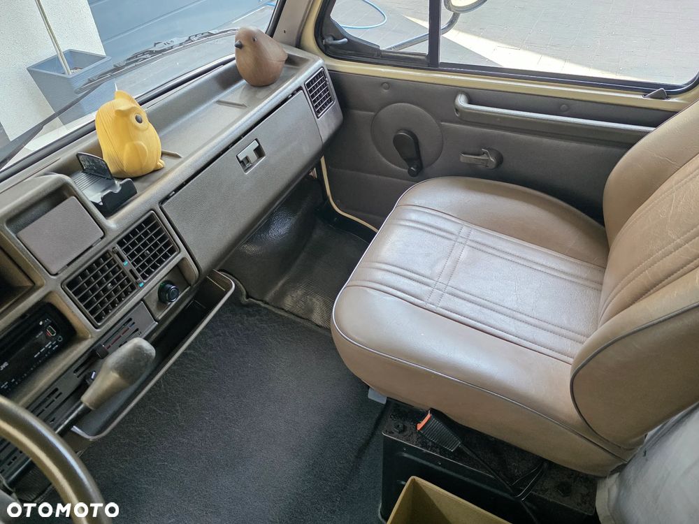 Peugeot J5 - 26