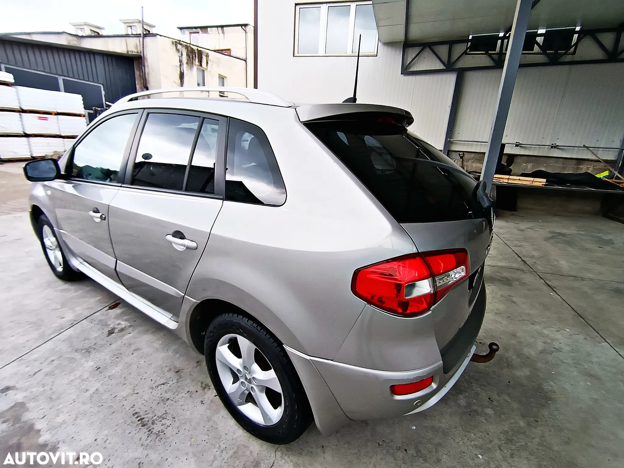 Renault Koleos 2.0 dCI FAP 4x4 Bose Edition - 6