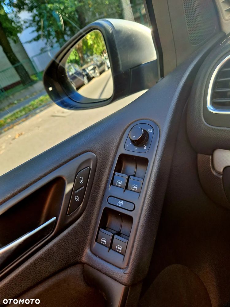 Volkswagen Golf VI 1.6 TDI Highline - 7