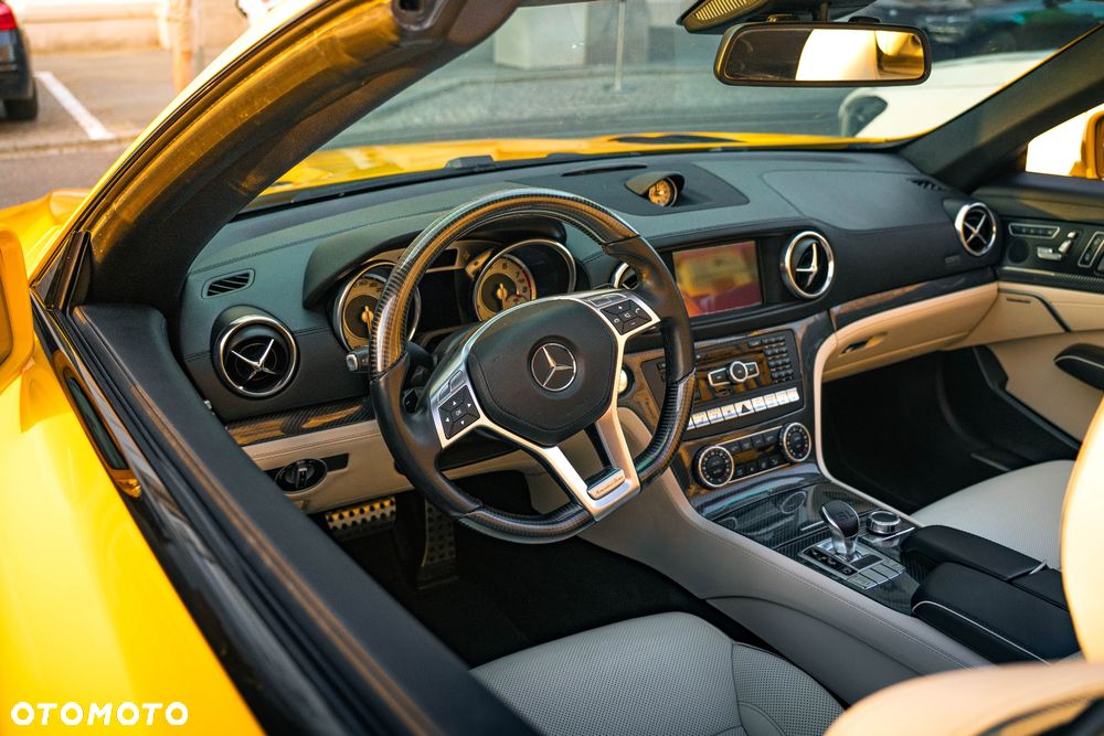 Mercedes-Benz SL - 10