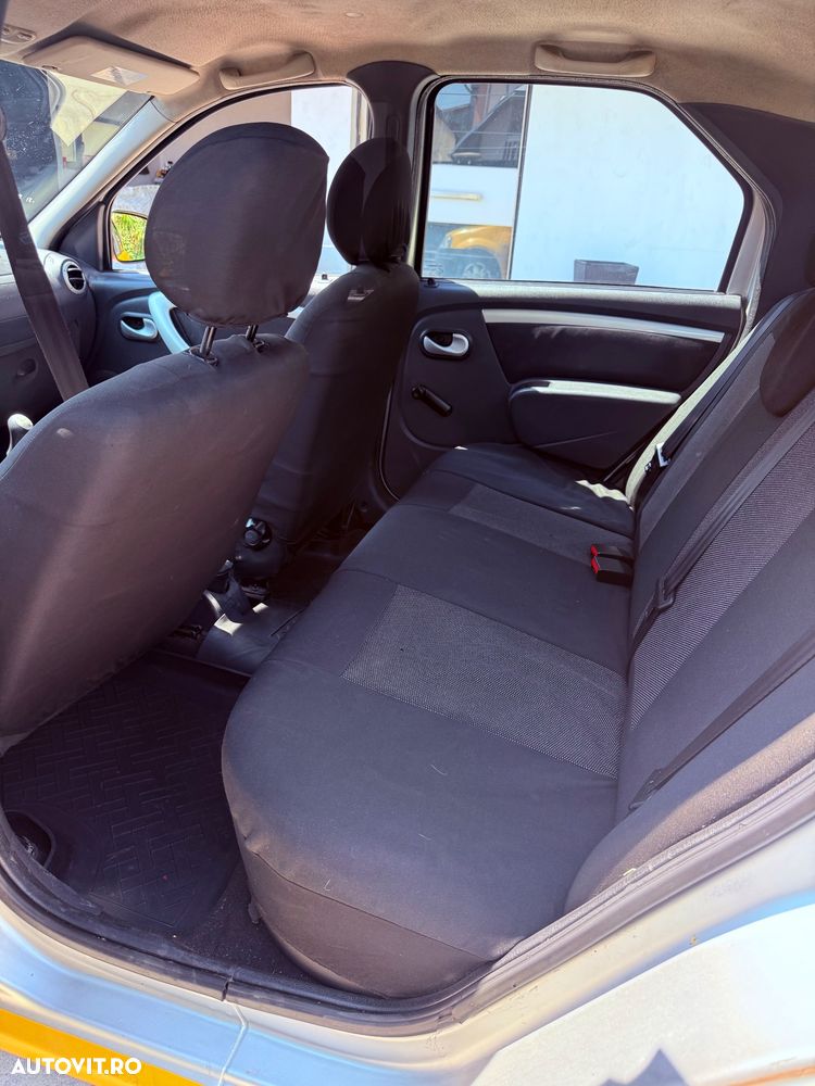 Dacia Logan 1.2 Acces - 5
