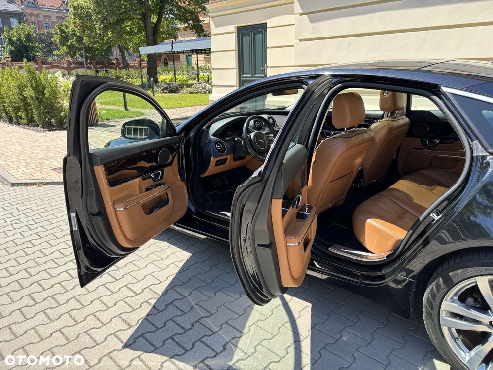 Jaguar XJ 3.0 T AWD Premium Luxury - 8