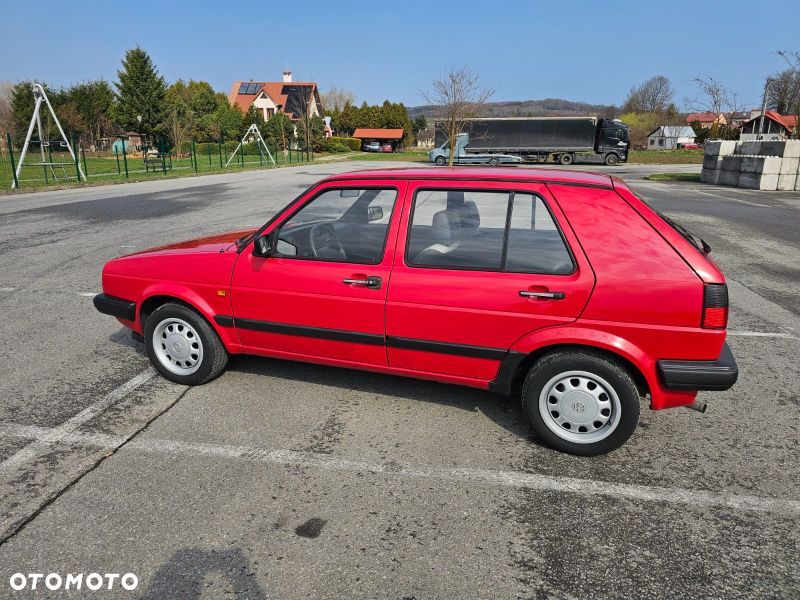 Volkswagen Golf 1.6 CL TD - 12