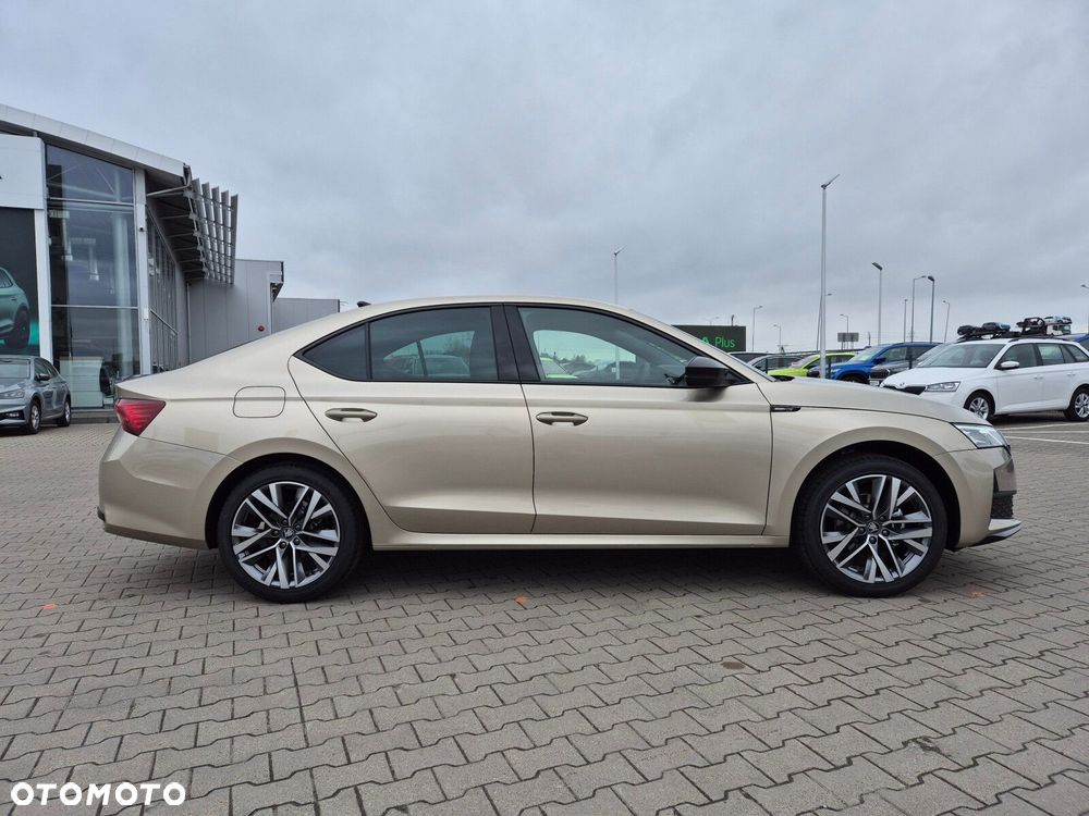 Skoda Octavia 1.5 TSI mHEV Sportline DSG - 4