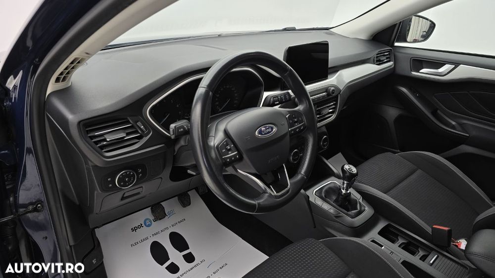 Ford Focus 1.0 EcoBoost Trend - 13