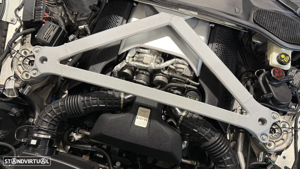 Aston Martin DB11 Volante V8 Auto - 38