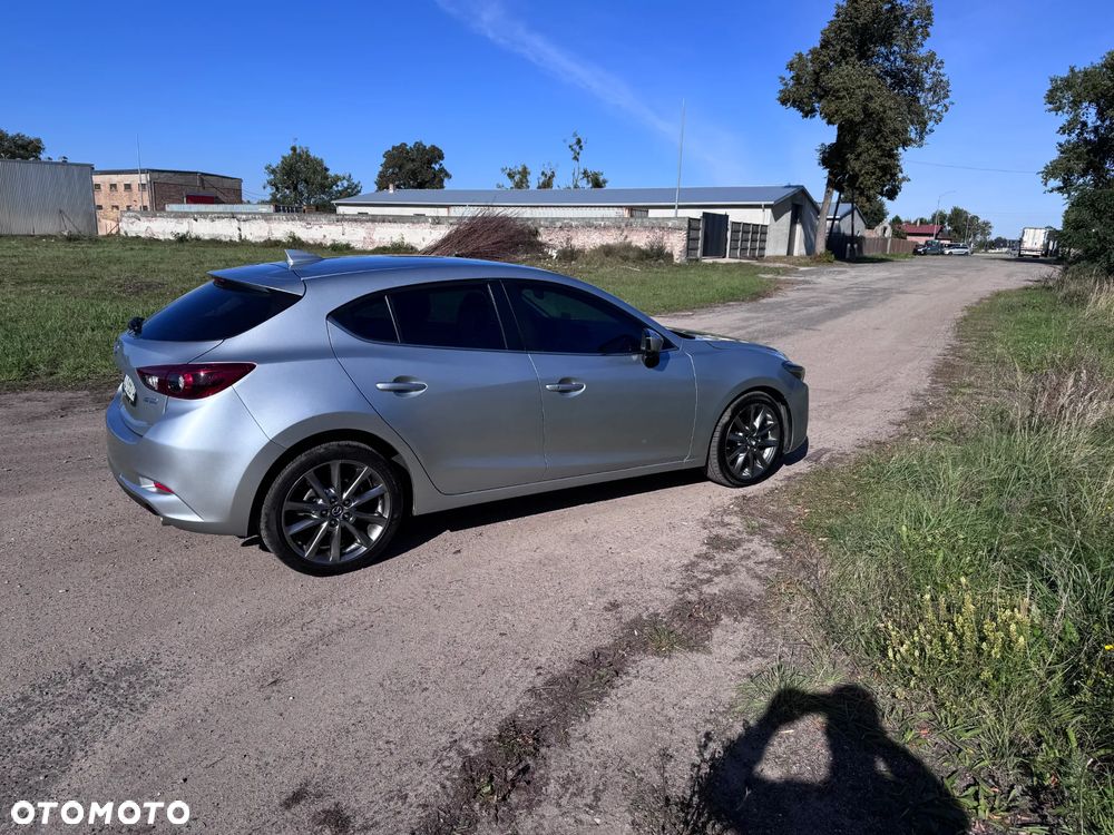 Mazda 3 - 7