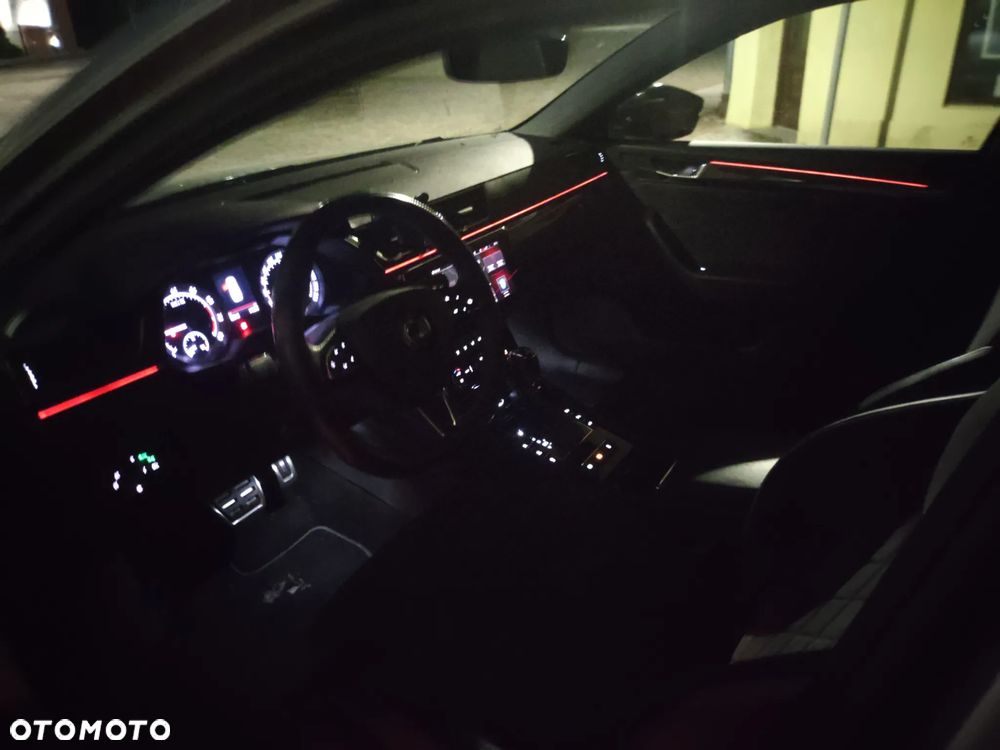 Skoda Superb 2.0 TSI 4x4 DSG Sportline - 14