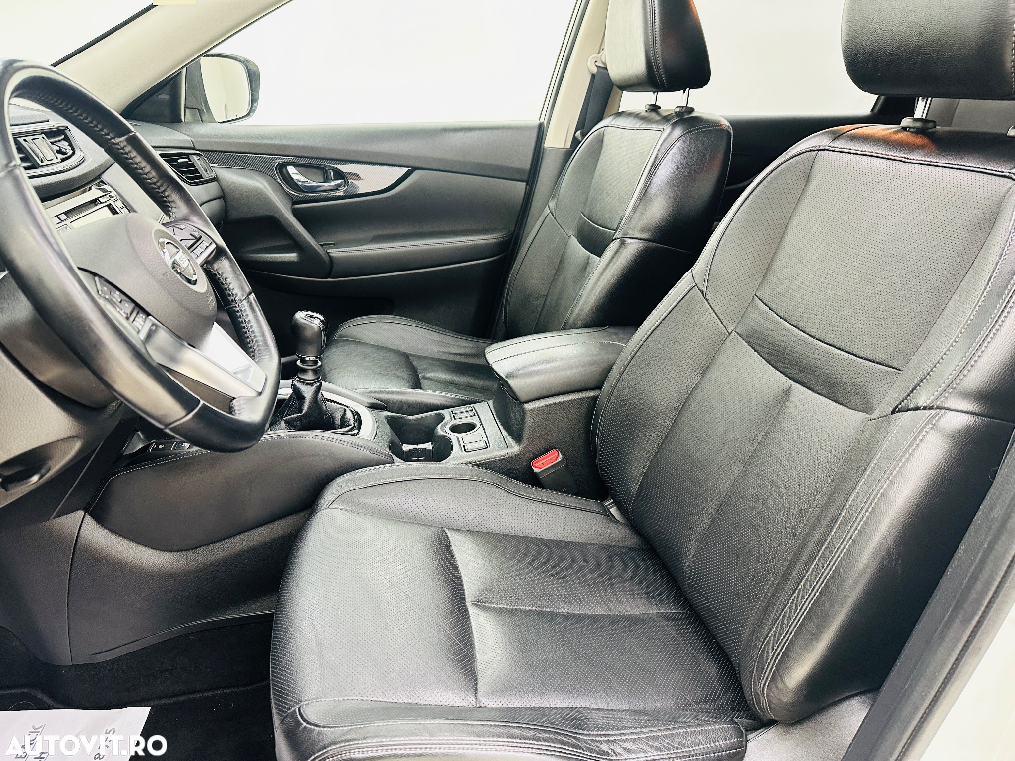 Nissan X-Trail - 16