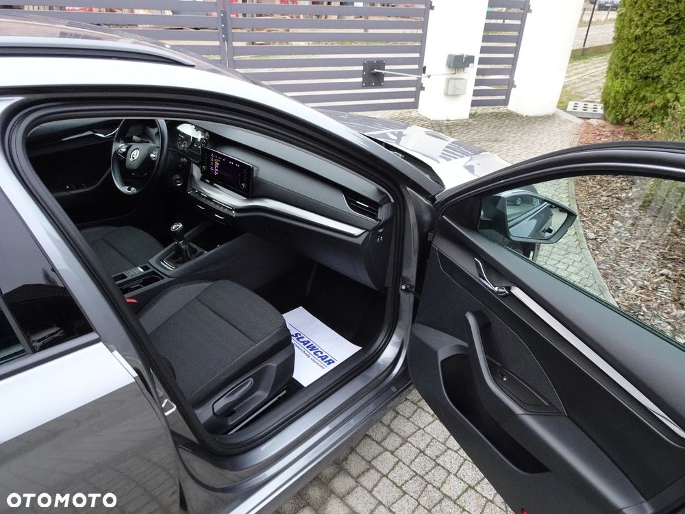 Skoda Octavia 2.0 TDI Ambition - 11