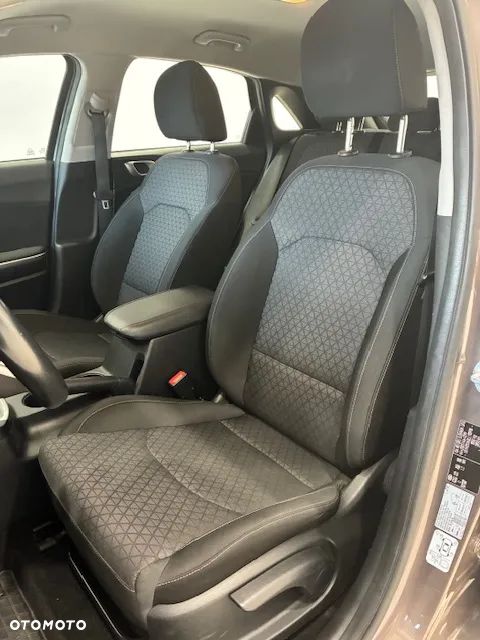 Kia Ceed 1.4 T-GDI M DCT - 13