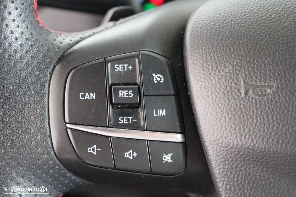 Ford Focus 1.0 EcoBoost MHEV ST-Line Aut. - 18