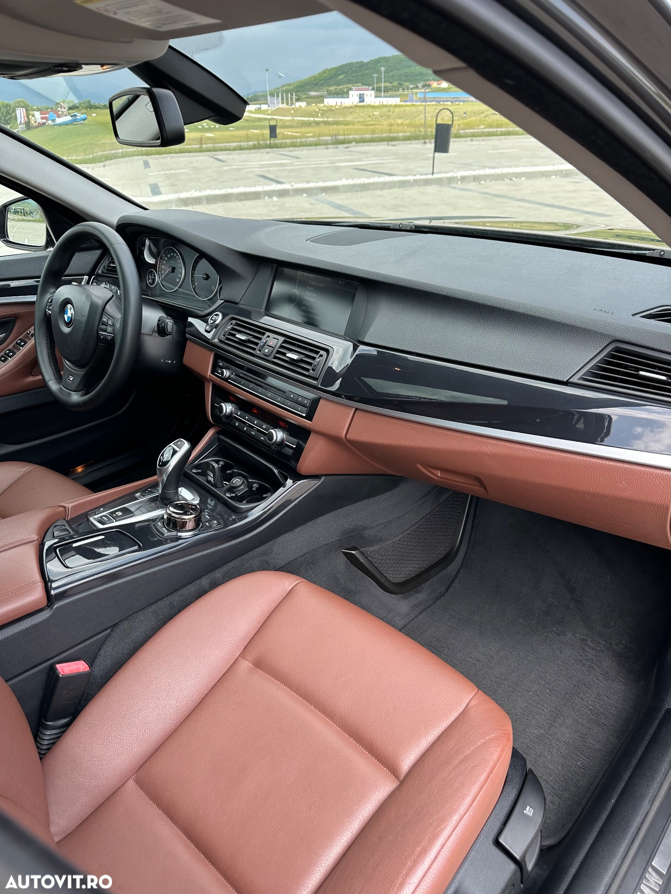 BMW Seria 5 520d Touring Aut. Modern Line - 8