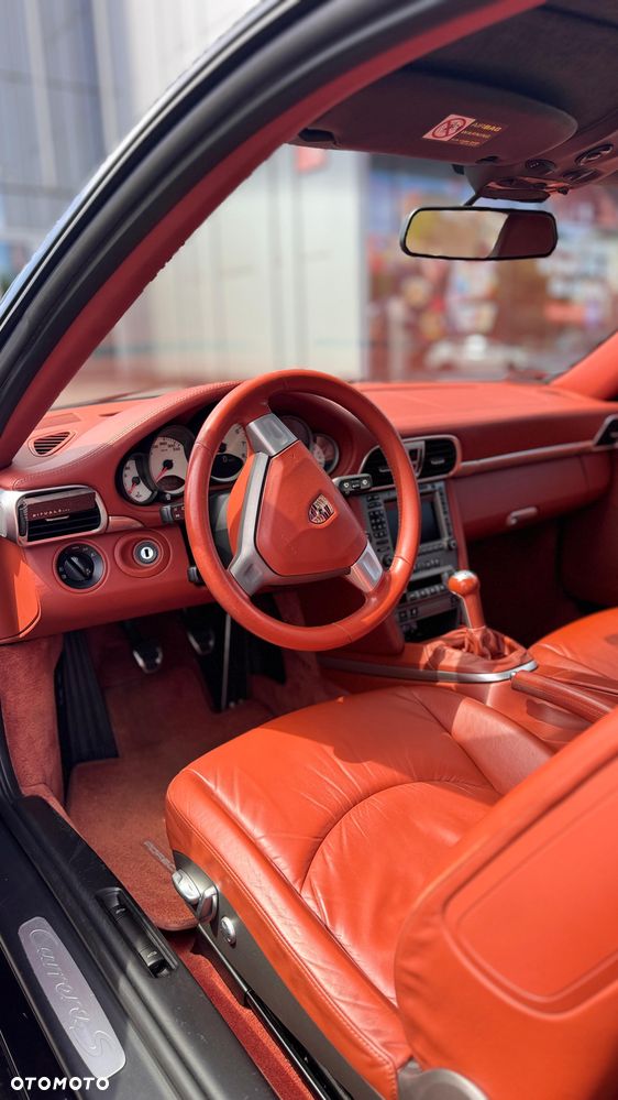 Porsche 911 Carrera S - 19