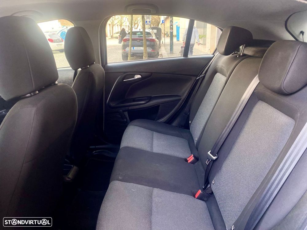 Fiat Tipo 1.3 M-Jet Easy - 30