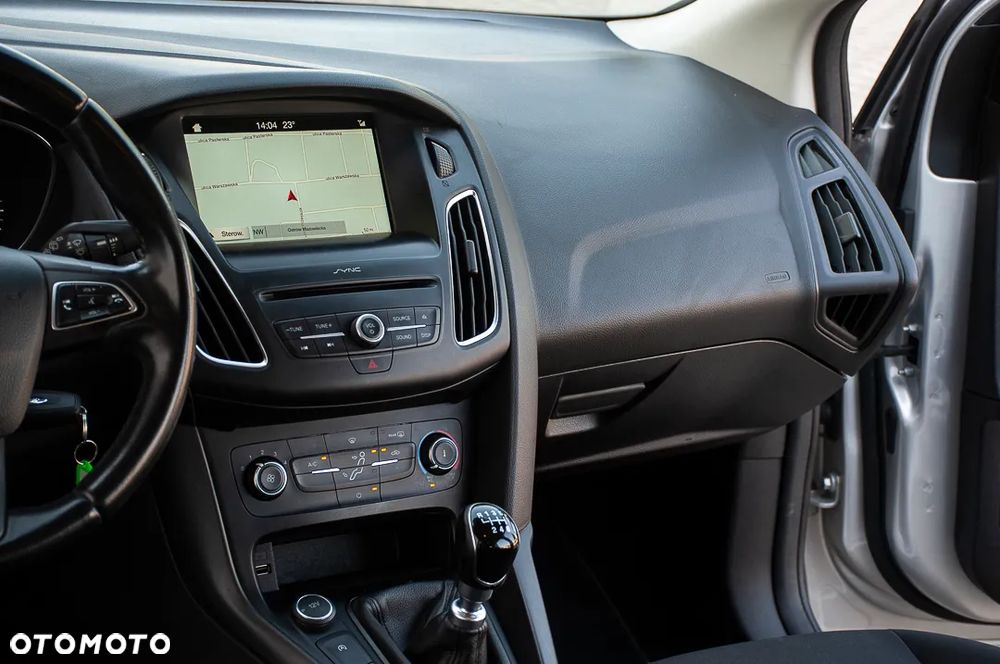 Ford Focus - 28
