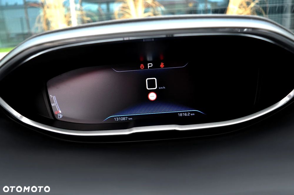 Peugeot 3008 1.2 PureTech Allure S&S EAT8 - 38