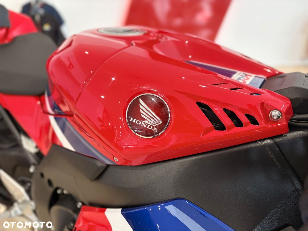 Honda CBR - 12