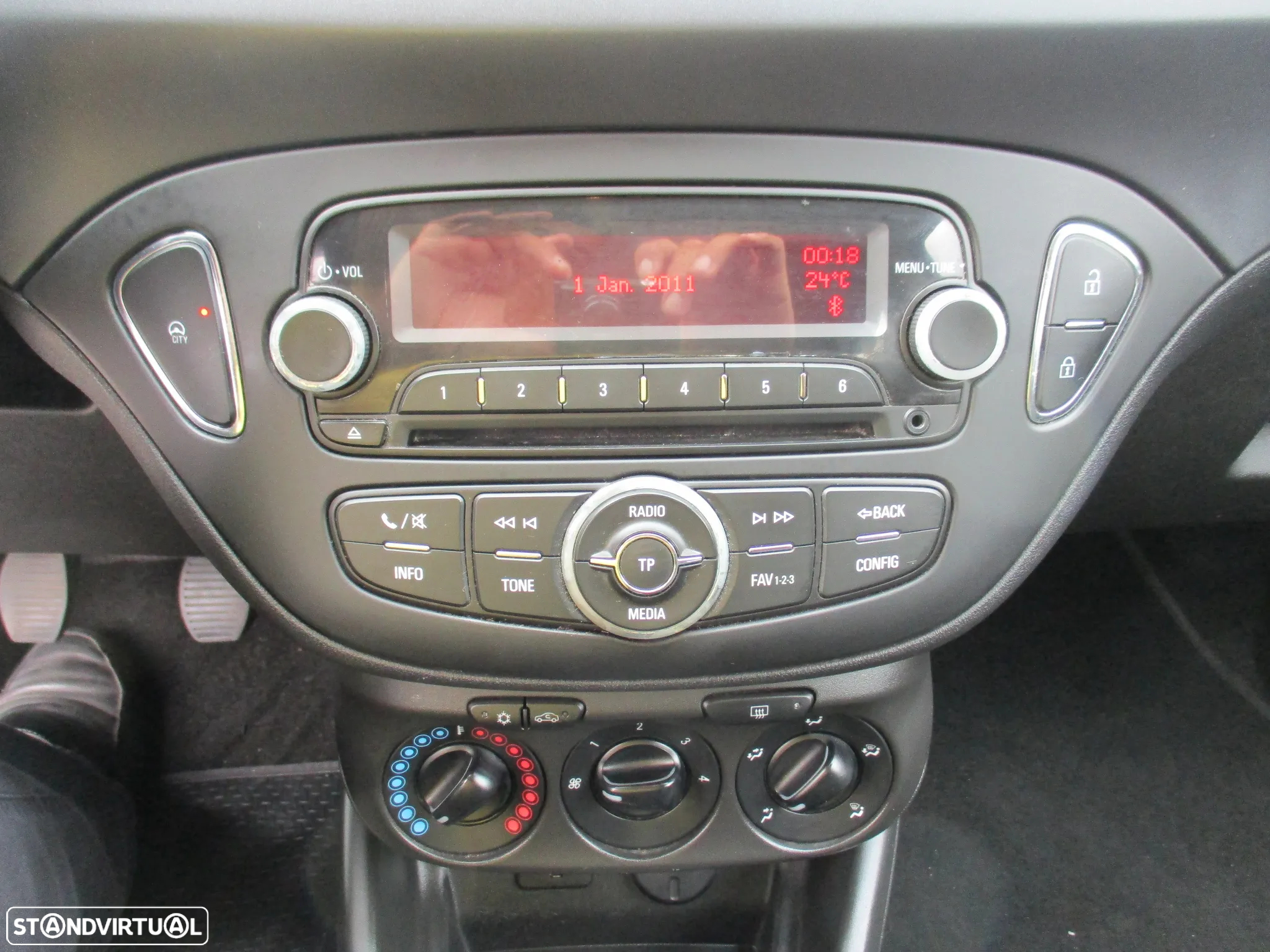 Opel Corsa 1.2 Dynamic - 11