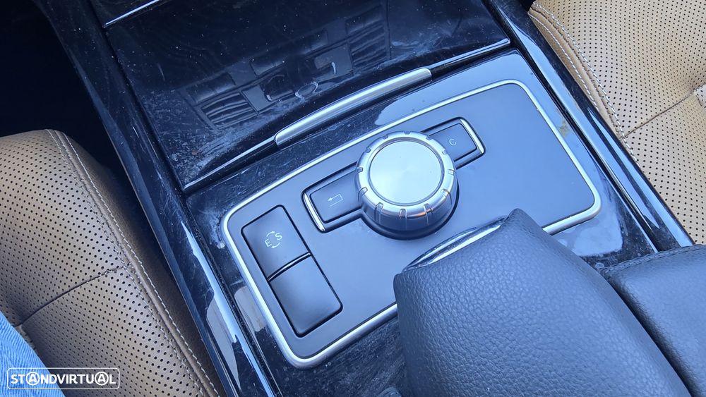 Mercedes-Benz E 300 Bluetec Hybrid Avantgarde - 27