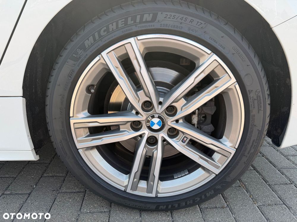 BMW Seria 1 - 19