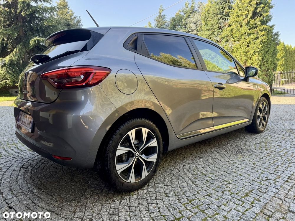 Renault Clio - 5