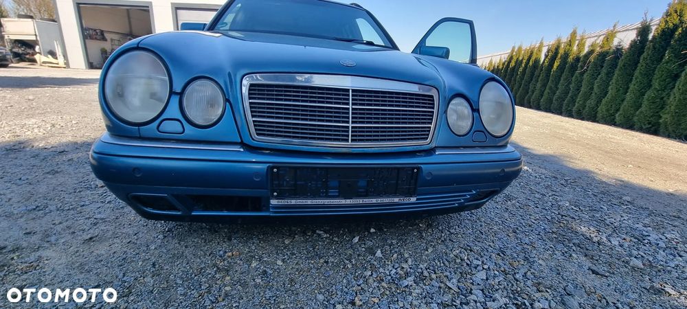 Mercedes-Benz Klasa E 420 T Avantgarde - 20