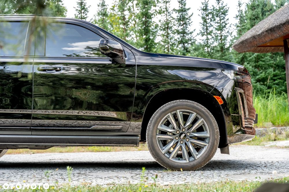 Cadillac Escalade - 10