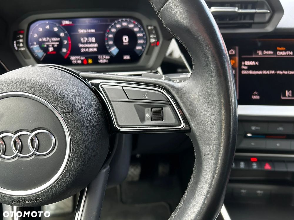 Audi A3 Sportback 35 TFSI S tronic - 18
