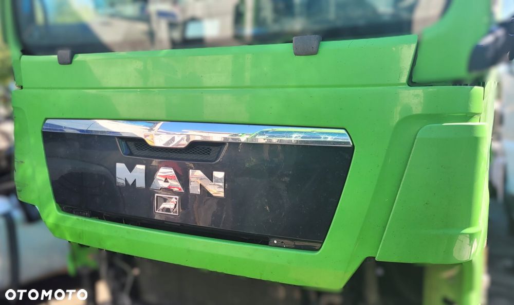 KOMPLETNA MASKA MAN TGX EURO 5 KOMPLETNA - 1