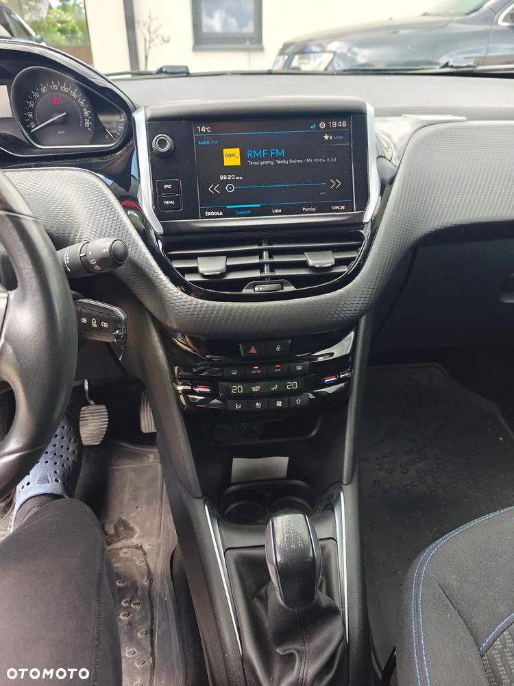 Peugeot 208 1.6 BlueHDi Active - 10
