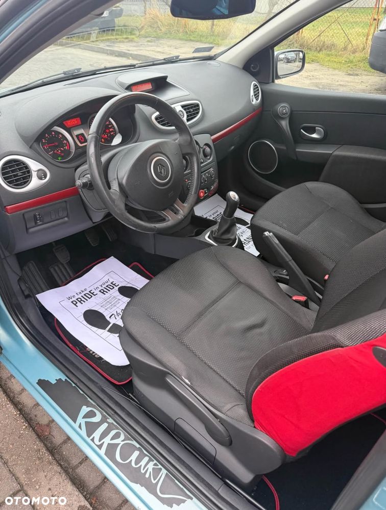 Renault Clio - 6