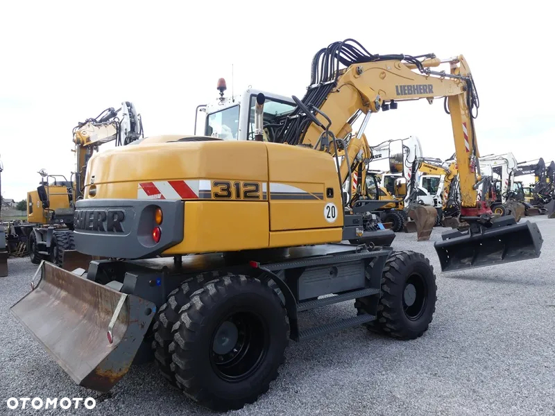 Liebherr A312 / Z Niemiec / 9126mtg / Super Stan / - 10