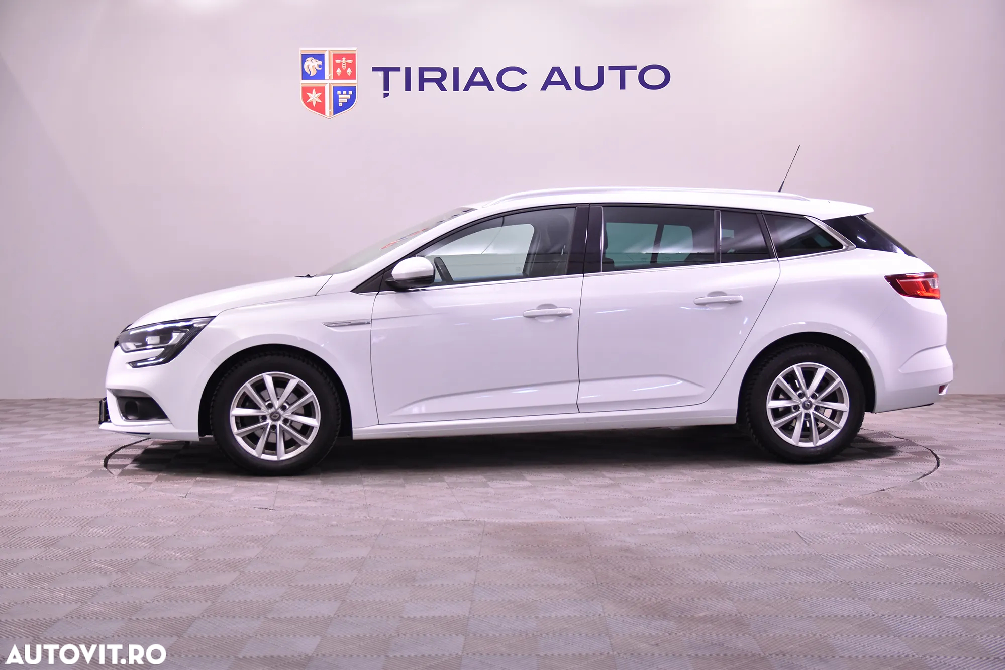 Renault Megane - 2